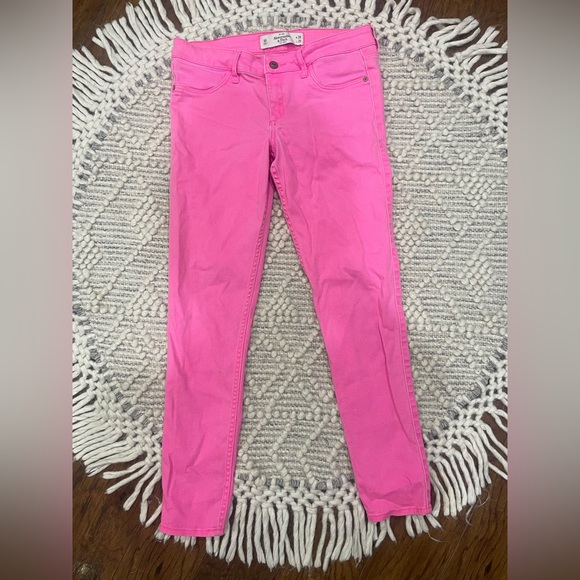 Hot pink Abercrombie& Fitch skinny jeans. - Picture 3 of 5